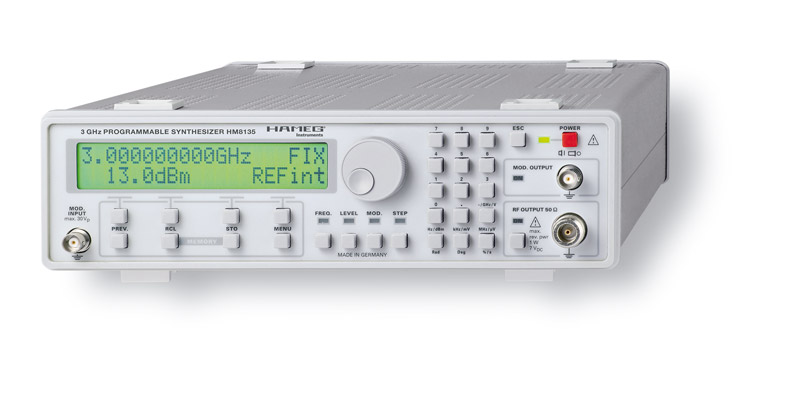 Synth�tiseur haute fr�quence 3 GHz : HM8135
