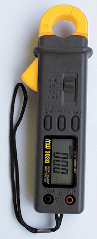Pince amp�rem�trique 300A AC/DC : MW3030