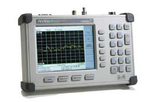 Analyseur d'antenne et de transmission de ligne hyperfr�quence de 2MHz � 20GHz : Broadband Site Master S820D -> ANRITSU