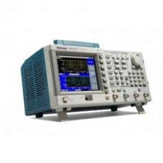 Générateur de fonctions / signaux arbitraires 10 MHz : AFG3011C