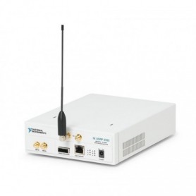 781911-01 : NI USRP-2932 Kit de radio logicielle, 400 MHz à 4,4 GHz, horloge GPS