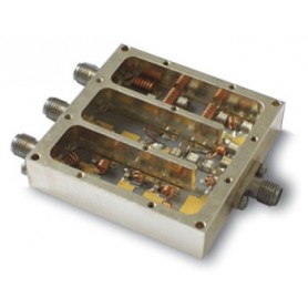 Filtres à substrats suspendus (SSF) (0,5 – 40 GHz)