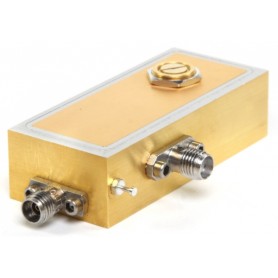 Oscillateur à résonateur diélectrique pour le spatial (1-36 GHz) - DRO