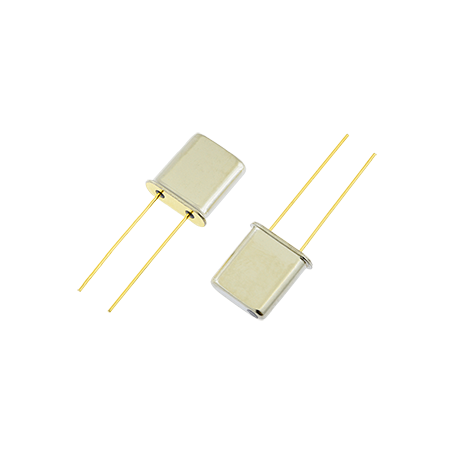 Oscillateur à quartz haute fréquence (10,0 MHz – 300 MHz) : Série UM