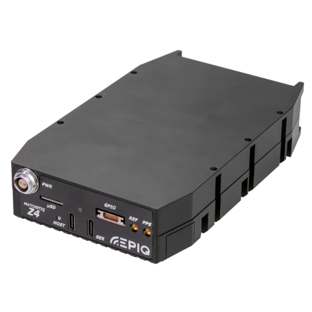 Radio logicielle SDR 4 canaux 6 GHz à faible SWaP – 50 MHz de bande instantanée : Matchstiq™ Z4