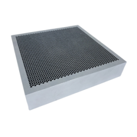 Panneau de ventilation EMI Honeycomb – Blindage millimeter wave 5G jusqu’à 67 GHz